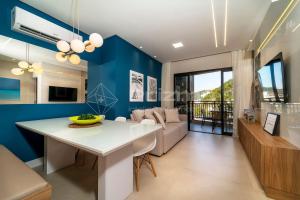 304 Bl 02 - WaldGarten Bombinhas - 50m do Mar e Frente Avenida - Condomínio de Alto Padrão - Piscina - Academia - Salão de jogos