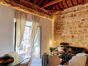 KEYWISE Nordic design Home city center 2 rooms 2 bath and terrace