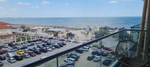 L&C Beach Home by Zora apartament,pe plaja