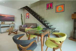 Beautiful Penthouse with Private Pool Amazing Views