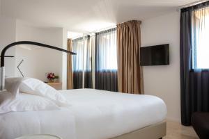 Hotels Hotel Alcyon : Chambre Double Deluxe