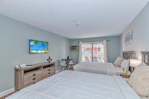 Renovated and Modern! Beautifully Updated Queen Suite! Sea Mist Resort 50410 Perfect for 2-4 guests!