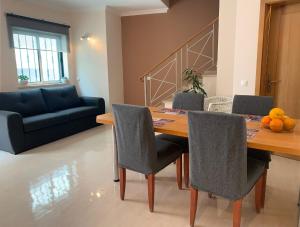 House with a BBQ terrace in the centre of Lagos