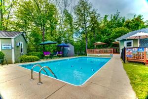 The Lakeview Inn & Cottages