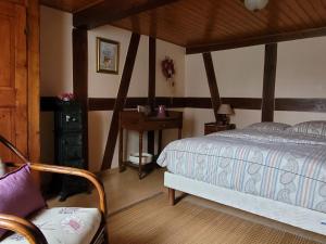 Maisons de vacances Cozy Holiday Home in Schleithal with Garden : photos des chambres