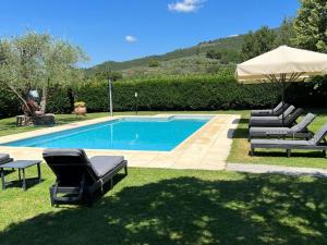 Lovely Villa in Loro Ciuffenna with Swimming Pool