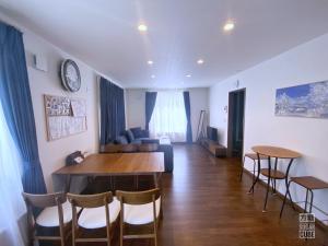 Furano CUBE SUGAR-方糖民宿,步行8min到雪场,3 brs,Max 6ppl