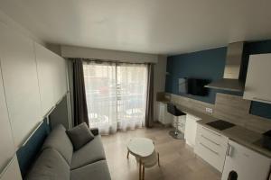 Appartements Voyages & Deplacements - Appartement Moderne - Calme et Chaleureux : photos des chambres