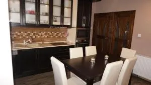 Édes Otthon Apartman - Nădab