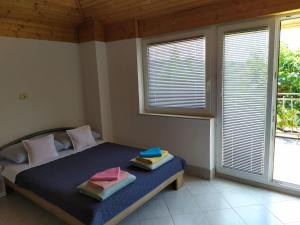 Lili house