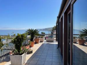 Attico con terrazza sul porticciolo turistico di Vibo Marina