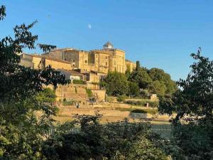 Maisons de vacances Slice of Castle in Aubais, very charming house : photos des chambres