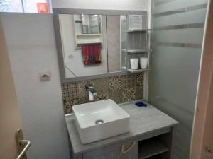 HOLIDAYLAND BAIE DES OLIVIERS VILLA 36m2 1chambre fermée 6 couchages ou VILLA 41M2 2chambres fermées 7 couchages
