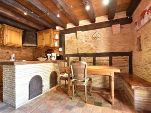 Maisons de vacances Lovely P rigord holiday home in private forest : photos des chambres