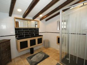 Maisons de vacances Lovely P rigord holiday home in private forest : photos des chambres