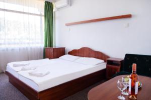Double Room with Balcony room in CE Napfény Hotel