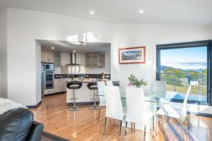 Waterview - Freycinet Holiday Houses