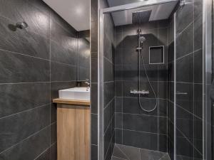 Appartement moderne 6 pers avec terrasse - FR-1-566-18