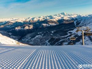 Duplex lumineux 3 chambres avec cheminée à Méribel - FR-1-566-31