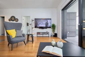 Hedera Estate, Hedera A15