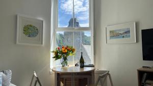 Clock Tower View - Apartments, Looe