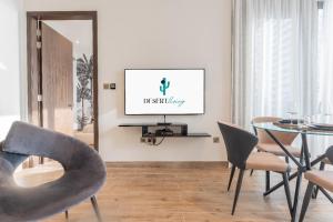 Desert Living Luxury Condo - Jumeirah Living Marina Gate