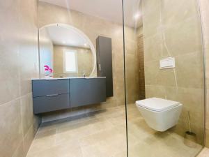 Villas Charmante villa avec piscine au calme, 6 personnes : photos des chambres