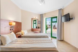 Studio Deluxe room in Las Adelfas