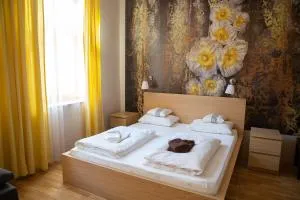 Hunyadi Panzió-Apartman - Sînnicolau Mare