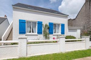 Maisons de vacances Belle maison pour 6 au coeur des marais salants : Maison de Vacances