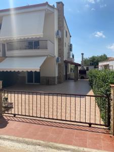 Kalives Sithonia Family house