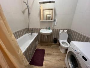 Lwow House апартаменти в центрі з бомбосховищем і критим приватним паркінгом