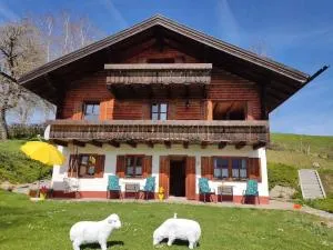 Opas Bergchalet - 哈尔布莱希