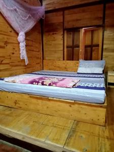 Linh Homestay and motorbikes rent