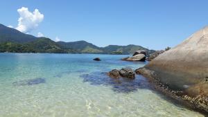 Chalé Bonito Pousada em Paraty - Acomodações Privativas e Completas - Natureza - Wi-fi - TV - Garagem