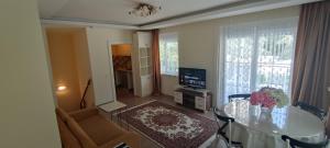 Family Apart-Hotel "2022"- 1