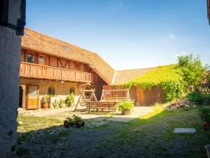 Bauernhof Lisa Offenstall und Taubenschlag - Wienrode