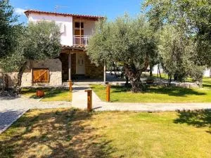 Oliviera - House in Nature - Vóroi