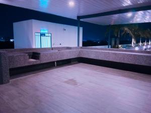 Comfortable18 3R2B 7pax Meritus Perai