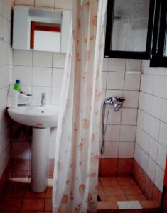 ΤΟΥΡΙΣΤΙΚΕΣ ΕΠΙΠΛΩΜΕΝΕΣ ΚΑΤΟΙΚΙΕΣ φροσω χωριατη