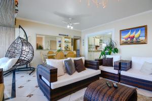 Apartamento no Morro do Maluf, frente ao mar