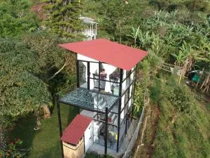 Cristal House Glamping at Villa Migelita Ecolodge - Florida