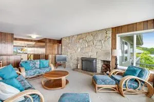 Davis House on the Bay - Friday Harbor