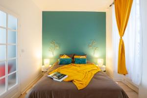 Le Marché de lElégance à Vernon-Giverny - Claude Monet - Downtown