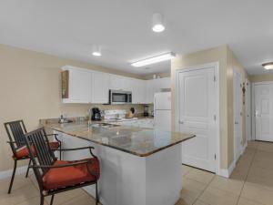 Emerald Dunes 104 by Newman-Dailey