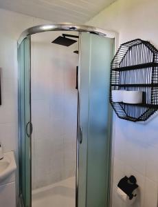 Domki z jacuzzi nad zatoką