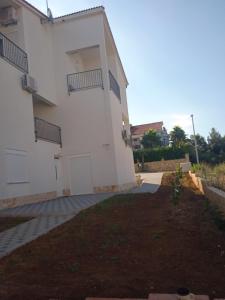Apartments Jela 