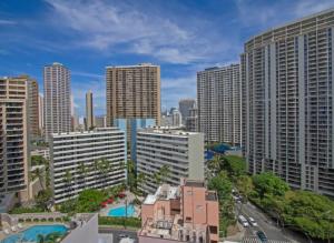 Vacation Apartment for Couples in Honolulu Hawaii
