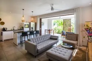 Jan Sofat LUX A9 - نيوبورت