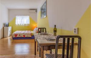 Beautiful Apartment In Pula With Wifi